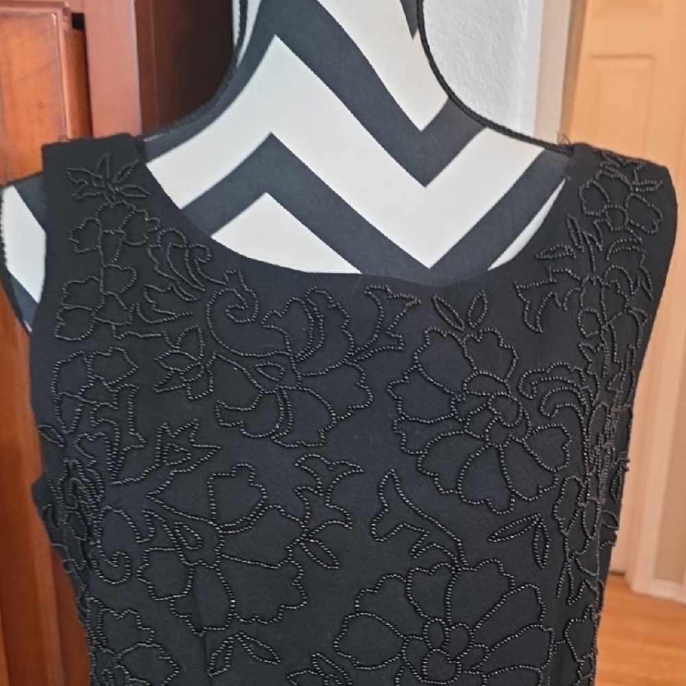 Carmen Marc Valvo Black Floral Dress